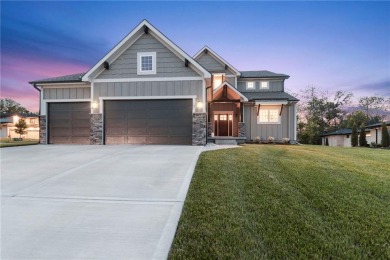 Lake Home For Sale in Lake Winnebago, Missouri