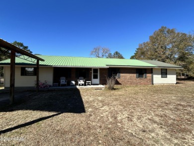 Juniper Lake Home For Sale in Defuniak Springs Florida