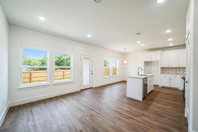 Up to $14,000 in down payment assistance available for this home - photo 4