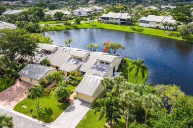 Lake Home For Sale in Boynton Beach, Florida