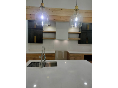 CUSTOM PRIVATE ONE OF A KIND NEW CONSTRUCTION W/ POSSIBLE DOCK - photo 7