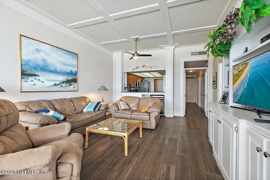 Gorgeous 3 bed/2 bath penthouse in the sought-after Sandcastle - photo 9