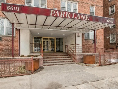 Immaculate Move In ready 1Bedroom 1 Bath Co-op unit with tons of - photo 11
