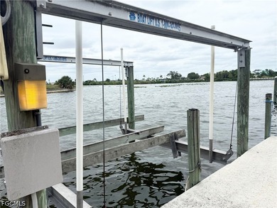 ACCEPTING BACKUP OFFERS!! LAKEFRONT PARADISE WITH POOL, BOAT - photo 38