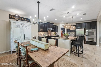 Welcome to your private retreat in the gated community of Herons - photo 6
