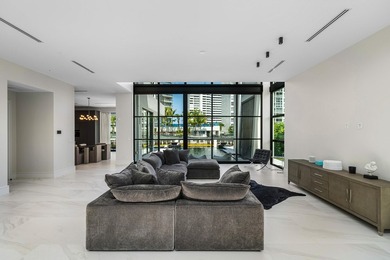 Brand-new waterfront construction in the heart of - photo 9