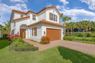 Lake Home For Sale in Palm Beach Gardens, Florida