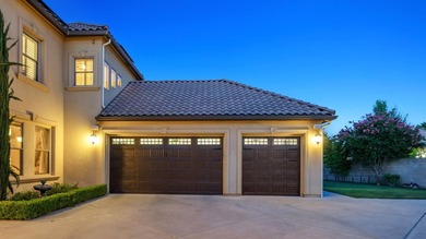 Step into luxury and timeless craftmanship in the prestigious - photo 4
