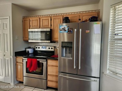 In time to beat the summer heat! Well maintained home in the - photo 10