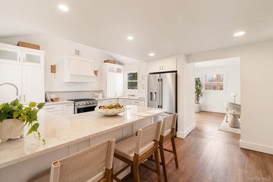 Welcome to this meticulously designed and thoughtfully - photo 12