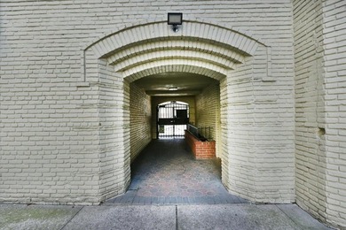 Nestled in the vibrant heart of Astoria, this stunning 1-bedroom - photo 16