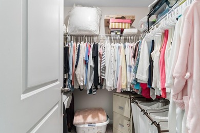 Welcome to this meticulously maintained 3-bedroom, 2-bath home - photo 18