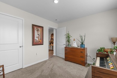Welcome to this meticulously maintained 3-bedroom, 2-bath home - photo 24