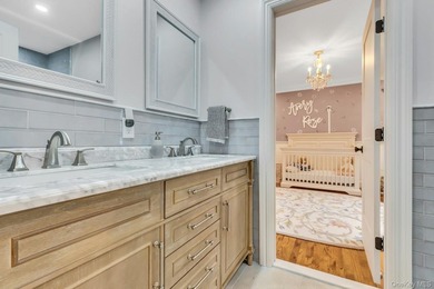 Amazing 5700sf Newly Redone All Brick Mansion on Private Setting - photo 31