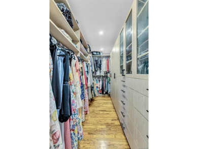 Amazing 5700sf Newly Redone All Brick Mansion on Private Setting - photo 39
