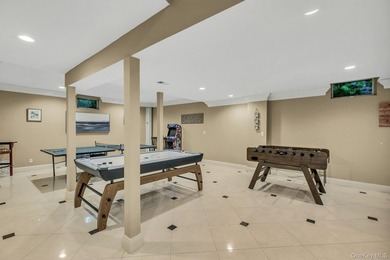 Amazing 5700sf Newly Redone All Brick Mansion on Private Setting - photo 41