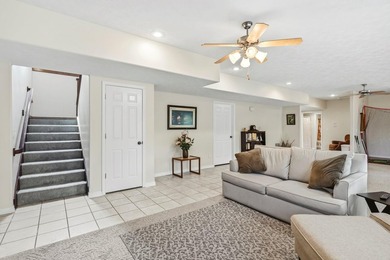 Beautiful all-brick walkout basement home situated on the 7th - photo 44