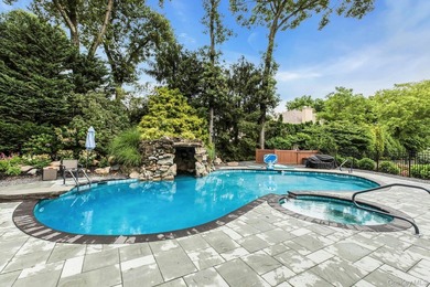 Amazing 5700sf Newly Redone All Brick Mansion on Private Setting - photo 48