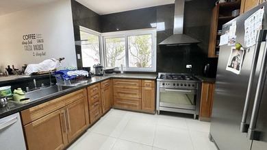 Villas del Mar

Located in the exclusive community of Costa del - photo 3