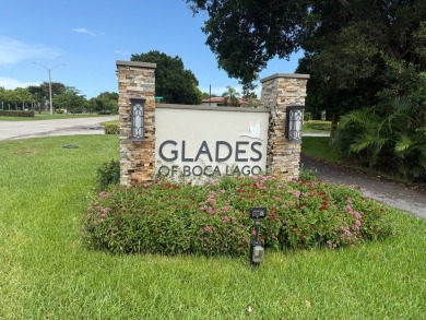 Lake Condo For Sale in Boca Raton, Florida