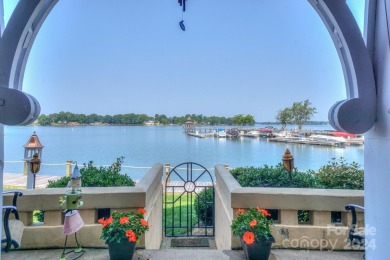 Lake Norman Condo For Sale in Davidson North Carolina