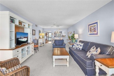 Absolutely Beautiful, 2 Bed/2 Bath, 1300 SqFt, Updated Condo in - photo 15