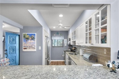 Absolutely Beautiful, 2 Bed/2 Bath, 1300 SqFt, Updated Condo in - photo 18