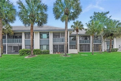 Absolutely Beautiful, 2 Bed/2 Bath, 1300 SqFt, Updated Condo in - photo 34
