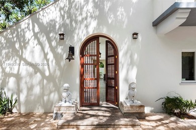 Mediterranean-style residence showcasing timeless architecture - photo 3