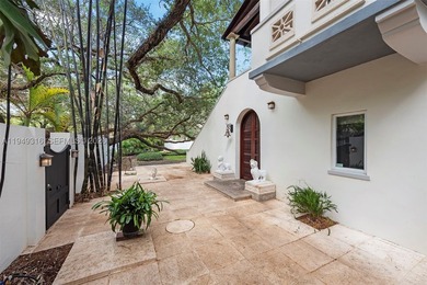 Mediterranean-style residence showcasing timeless architecture - photo 6