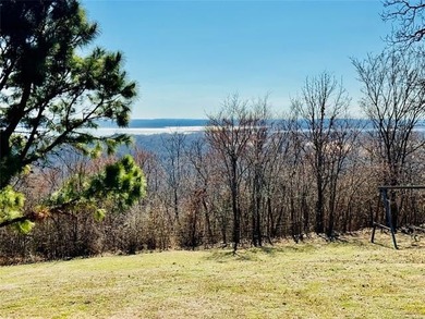 Experience the perfect blend of country privacy and lake living - photo 8
