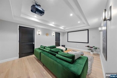 This truly unique, ultra high-end newer construction smart home - photo 12