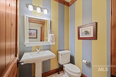 Stunning McCall Condo in Unbeatable Location -Nestled just 1/4 - photo 20