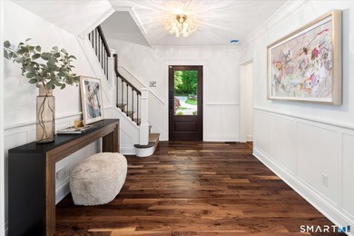 Beautifully updated 4/5 bedroom 4 1/2 bath residence offering a - photo 24