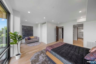 This truly unique, ultra high-end newer construction smart home - photo 24