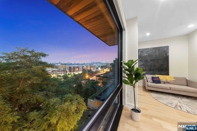 This truly unique, ultra high-end newer construction smart home - photo 26