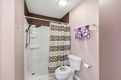 Looking for a quiet community where neighbors are homeowners - photo 28