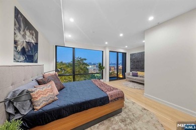 This truly unique, ultra high-end newer construction smart home - photo 28