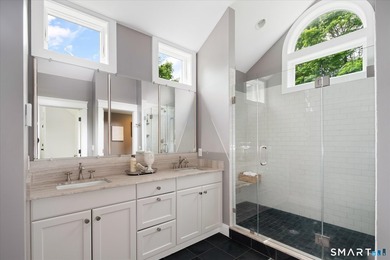 Beautifully updated 4/5 bedroom 4 1/2 bath residence offering a - photo 30