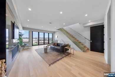 This truly unique, ultra high-end newer construction smart home - photo 31