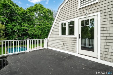 Beautifully updated 4/5 bedroom 4 1/2 bath residence offering a - photo 33