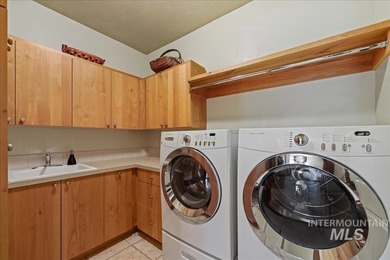 Stunning McCall Condo in Unbeatable Location -Nestled just 1/4 - photo 35