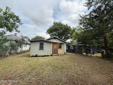 Excellent opportunity for the savvy investor Buyer. North End - photo 5