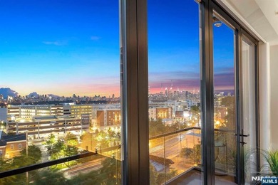 This truly unique, ultra high-end newer construction smart home - photo 35