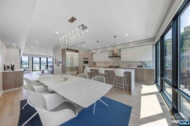 This truly unique, ultra high-end newer construction smart home - photo 39