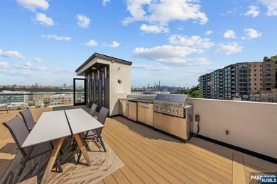 This truly unique, ultra high-end newer construction smart home - photo 45