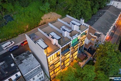 This truly unique, ultra high-end newer construction smart home - photo 49