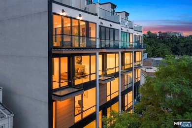 This truly unique, ultra high-end newer construction smart home - photo 50