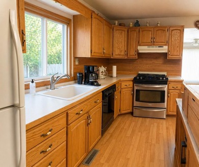 Charming Saginaw Bay Ranch with 50 Feet of Waterfront Frontage! - photo 15