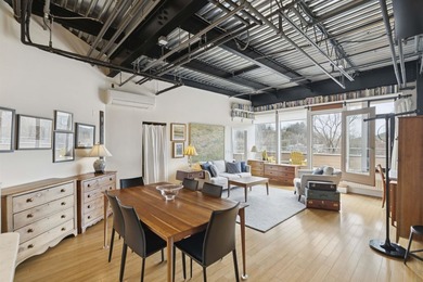 Make your new home or pied-a-terre one of the few industrial - photo 16